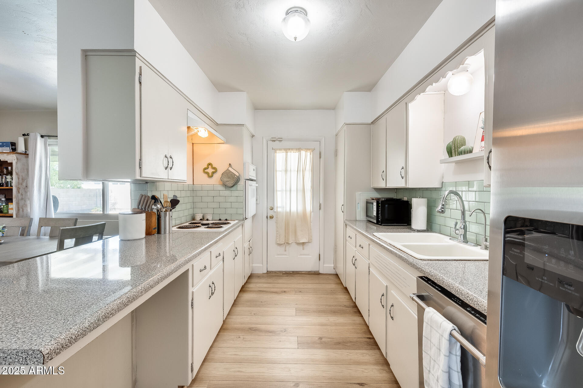 Property Photo:  856 N Evergreen Street  AZ 85225 