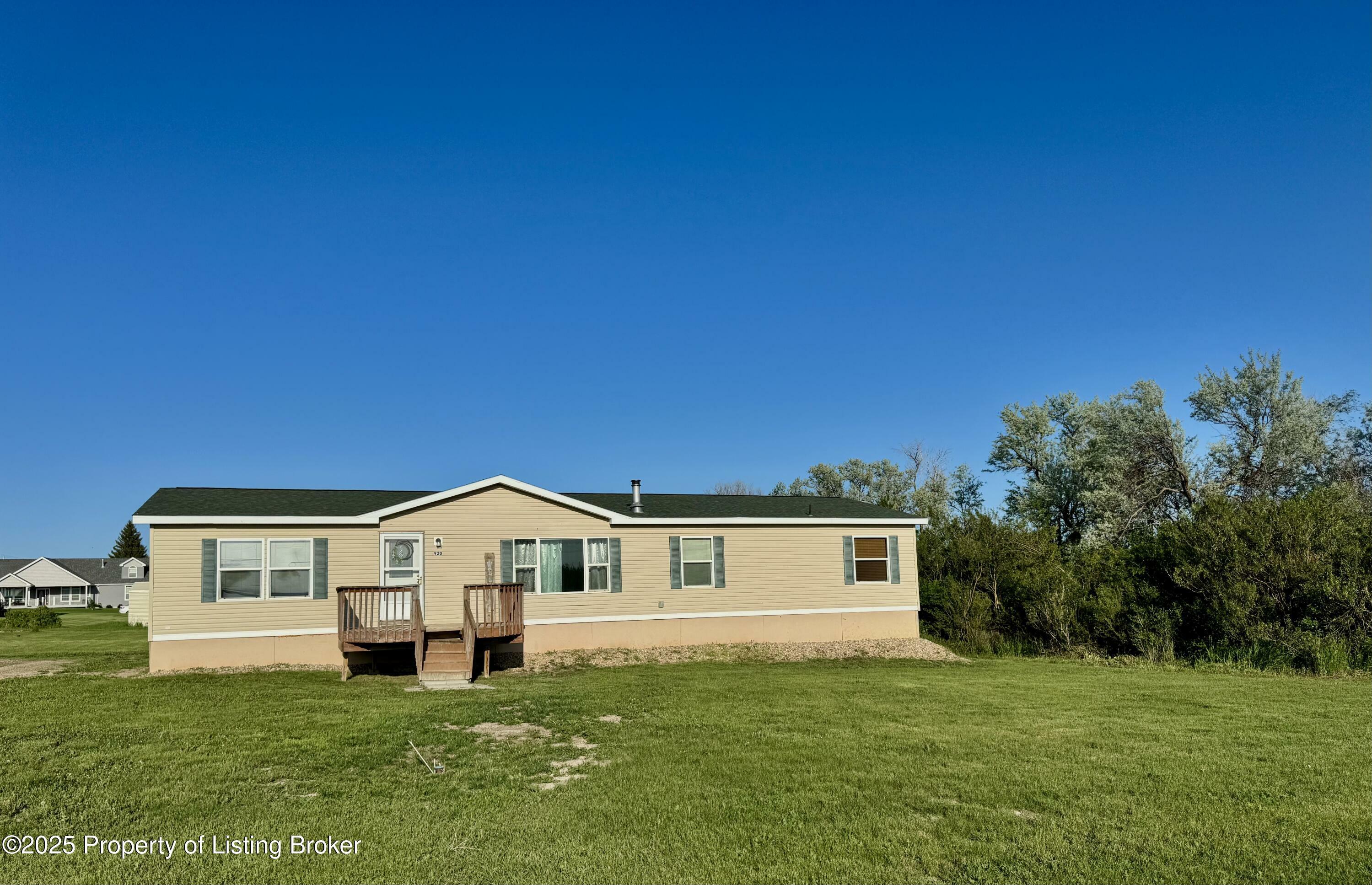 Property Photo:  5th Avenue NW  ND 58621 