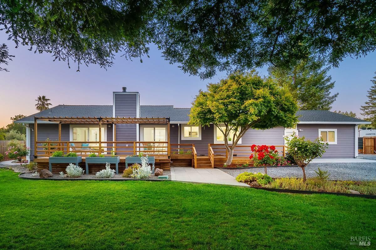 Property Photo: 1728 William Drive CA 94951