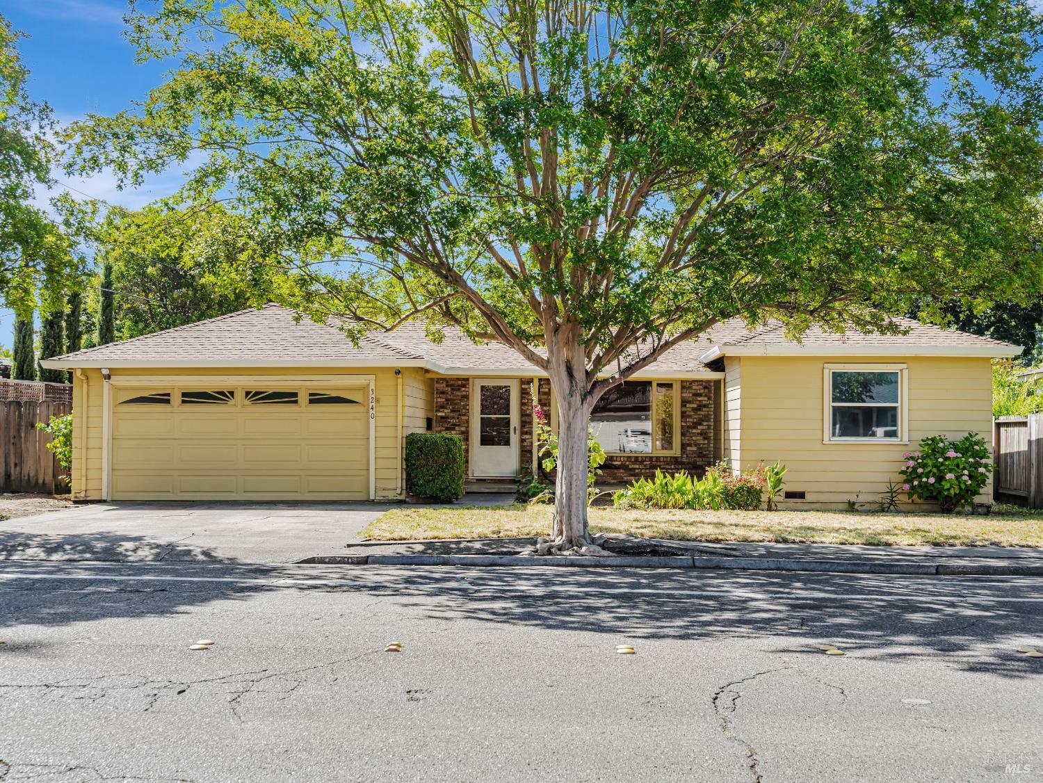 Property Photo:  3240 Montgomery Drive  CA 95405 