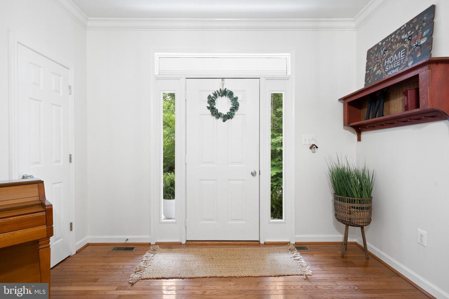 Property Photo: 11871 Knollcrest Lane MD 20646