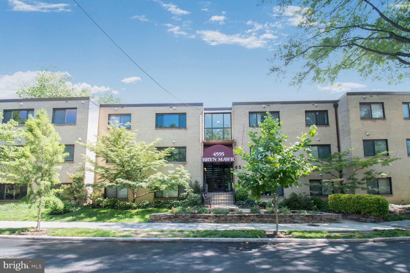 Property Photo: 4555 Macarthur Boulevard NW 202 DC 20007