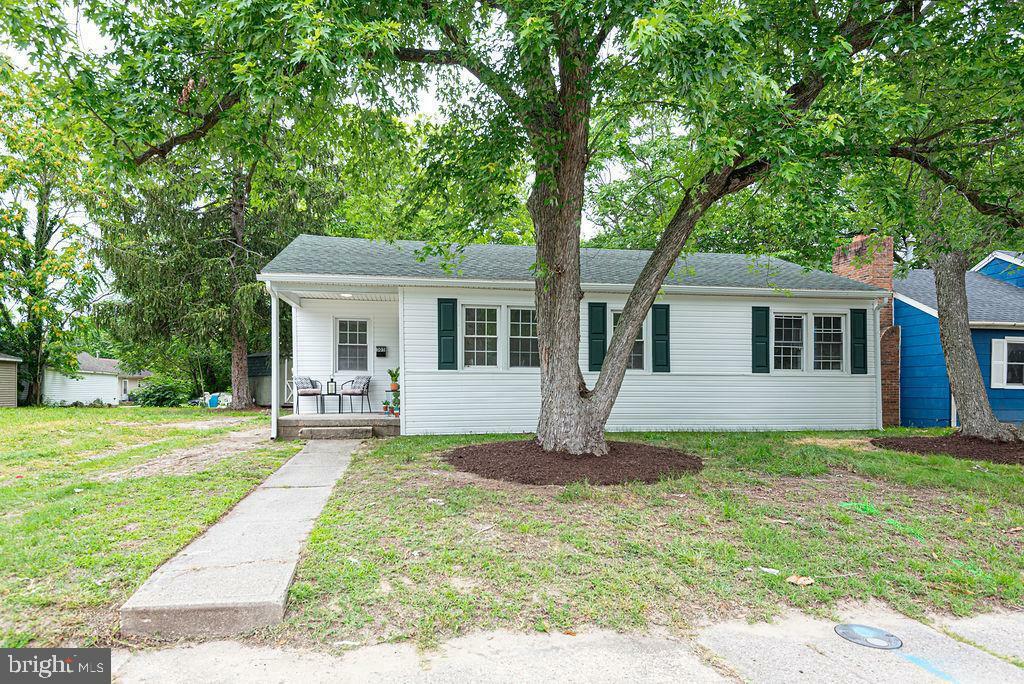 Property Photo: 305 Prince Street MD 21804