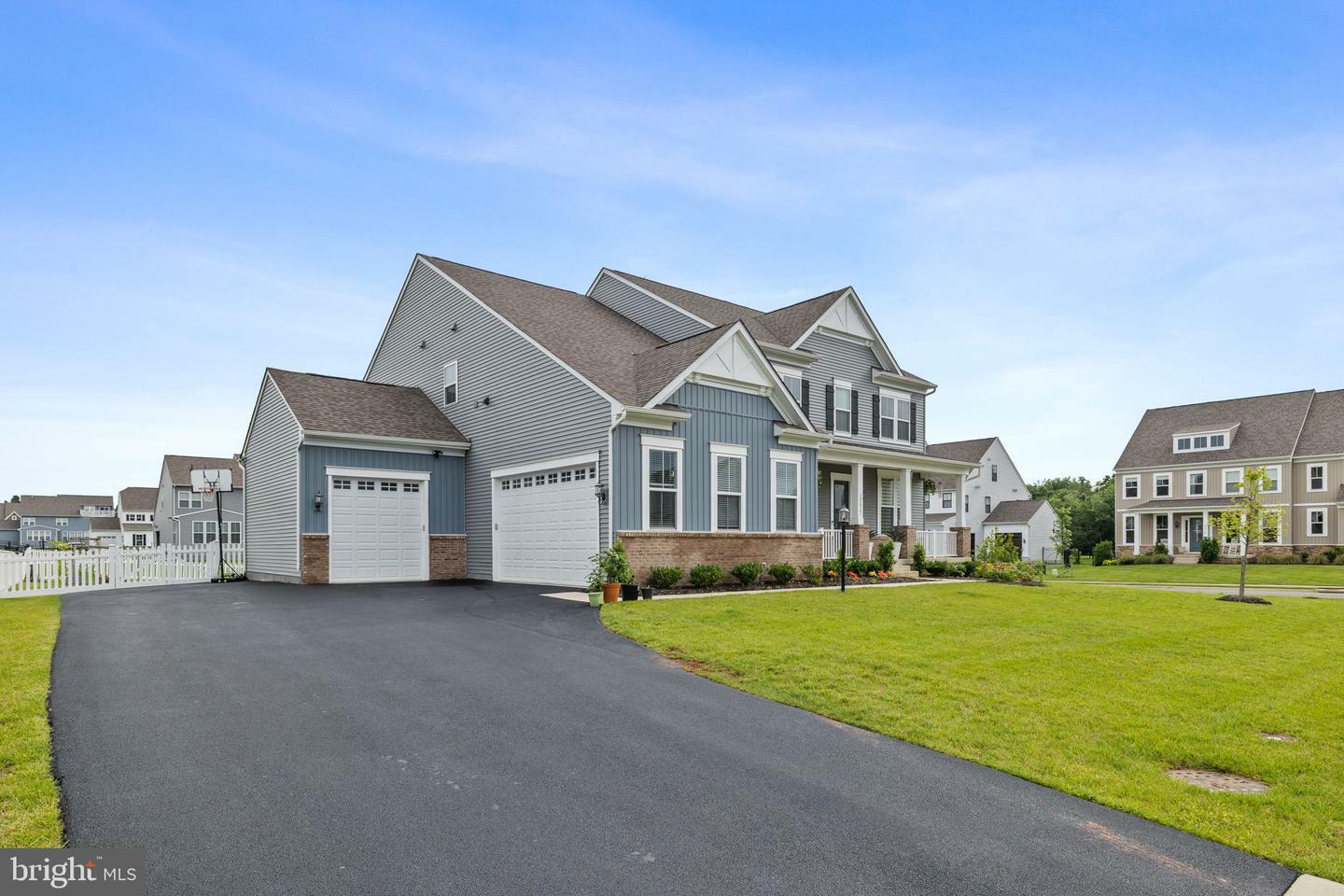 Property Photo: 15617 Althea Lane VA 20155