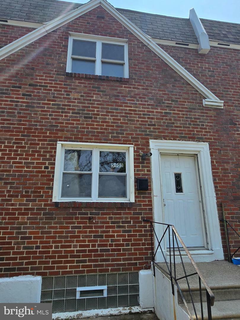 Property Photo: 5903 Algon Avenue PA 19149