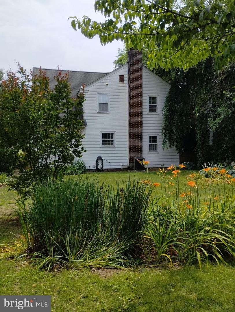 Property Photo: 215 N Vineyard Boulevard NJ 08108