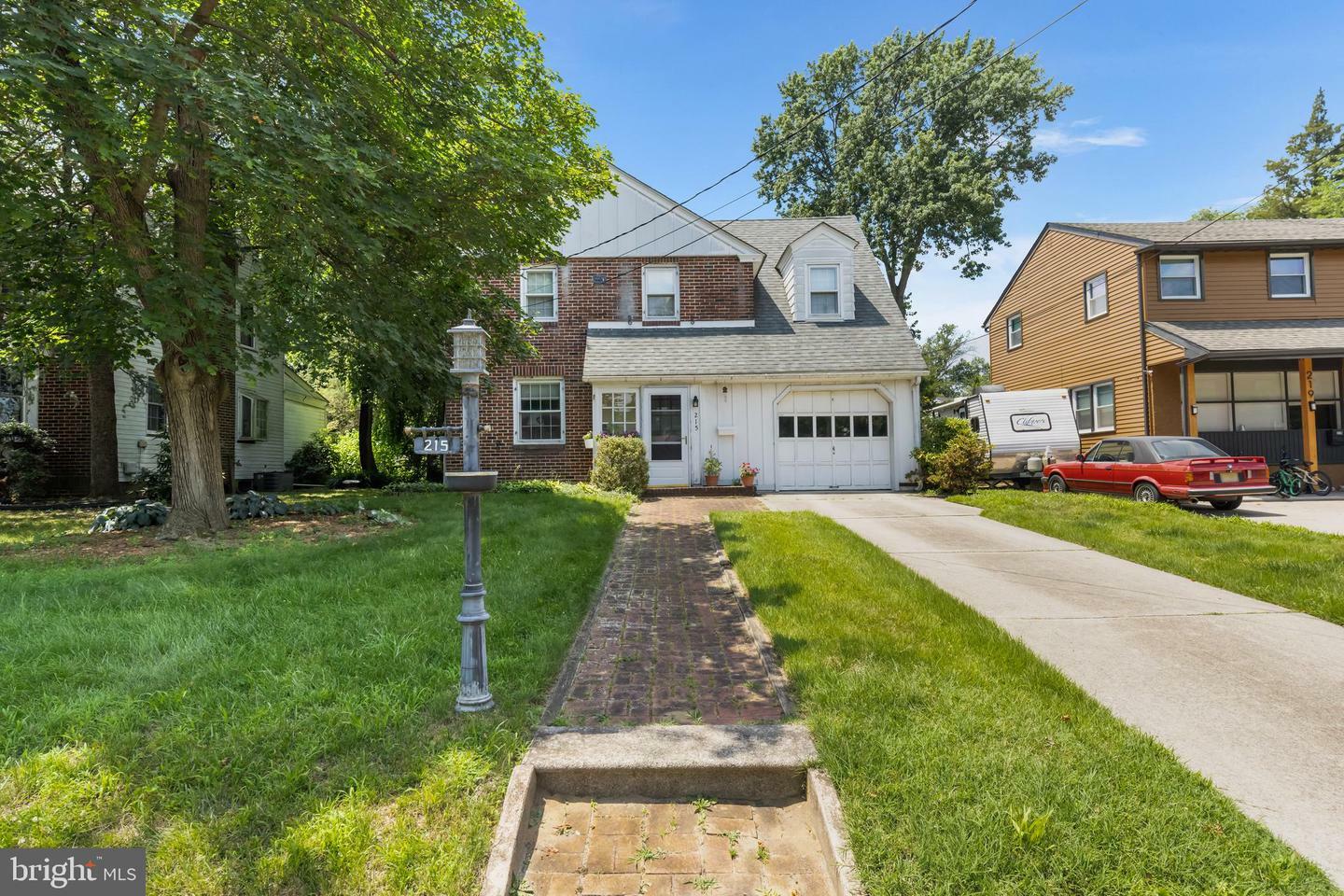 Property Photo: 215 N Vineyard Boulevard NJ 08108