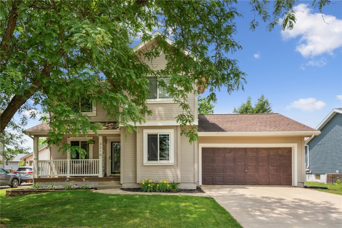 Property Photo: 3210 5th Street IA 52302