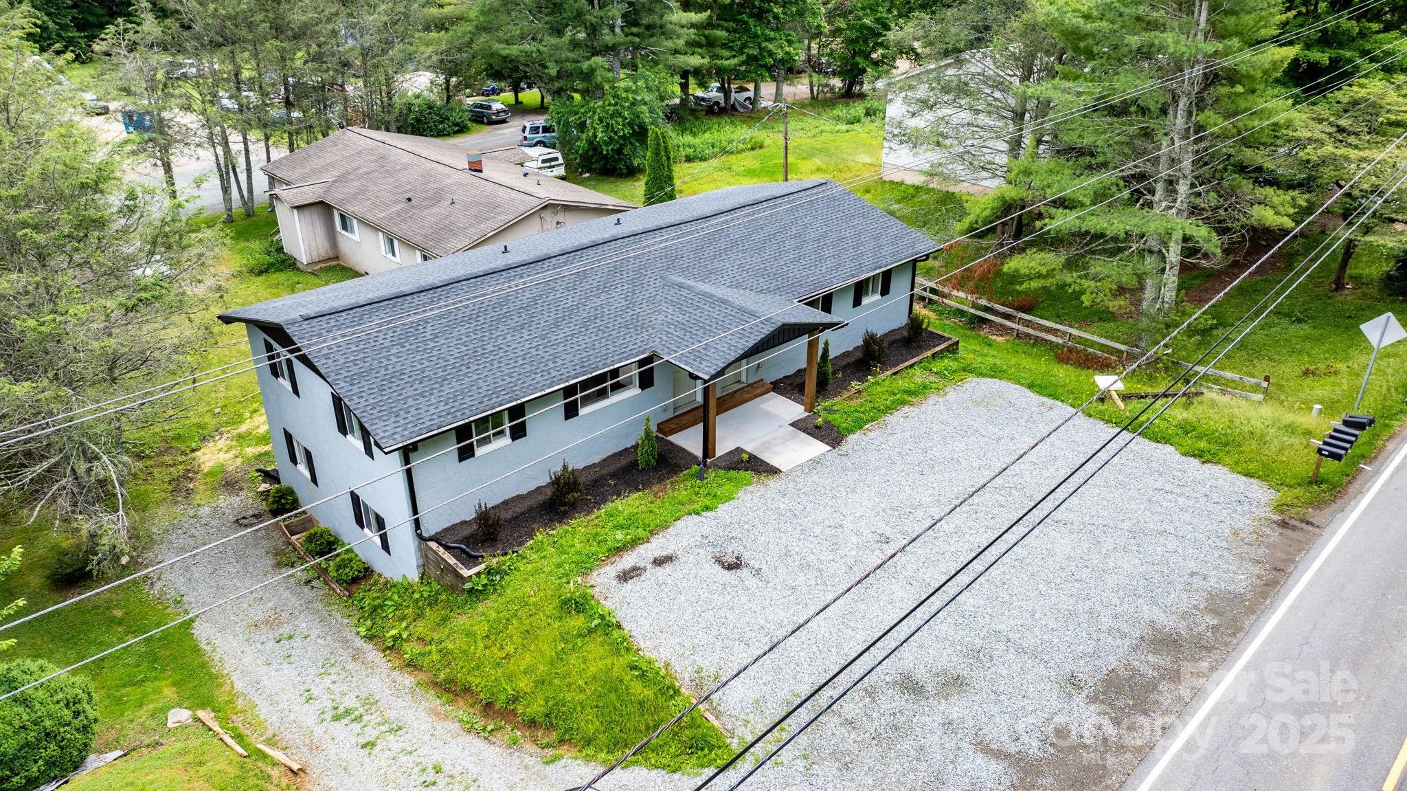 Property Photo: 1175 Bamboo Road NC 28607