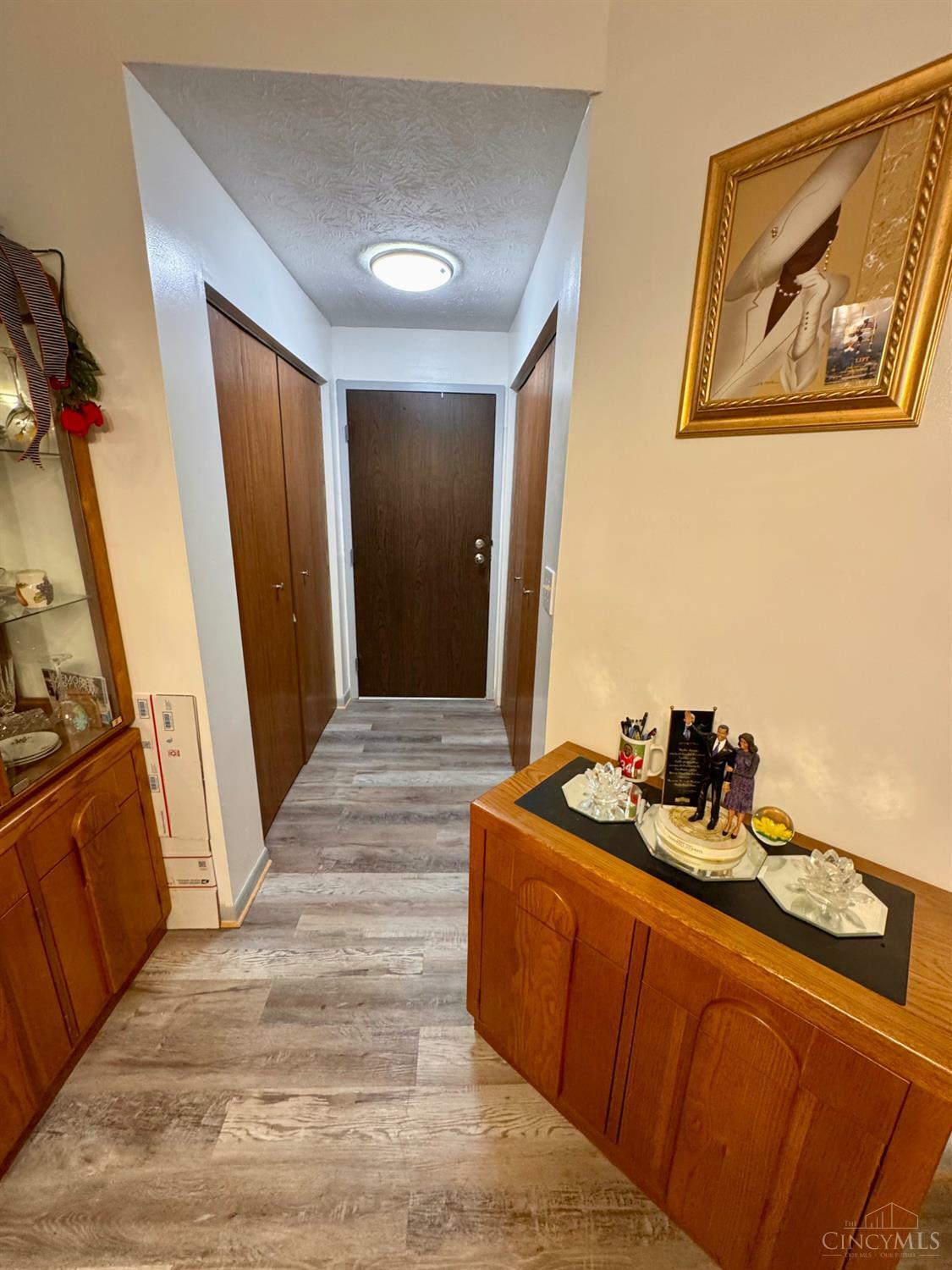 Property Photo: 1544 W Galbraith Road OH 45231