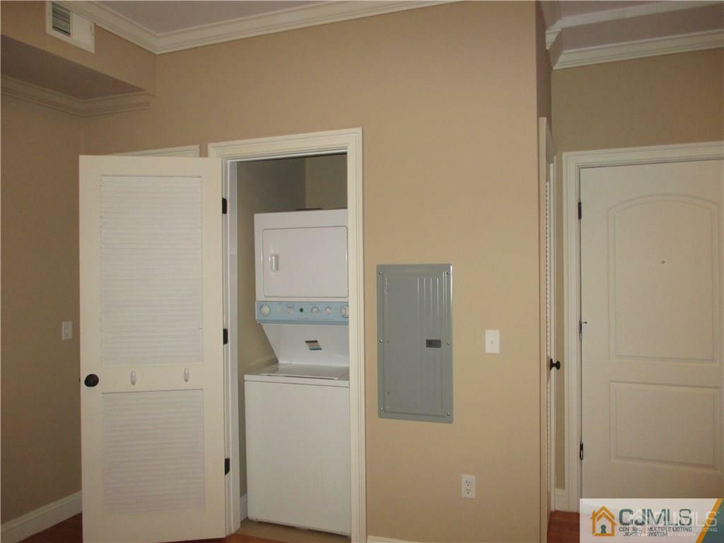 Property Photo: 547 547 Sayre Ave Avenue 201 NJ 08861
