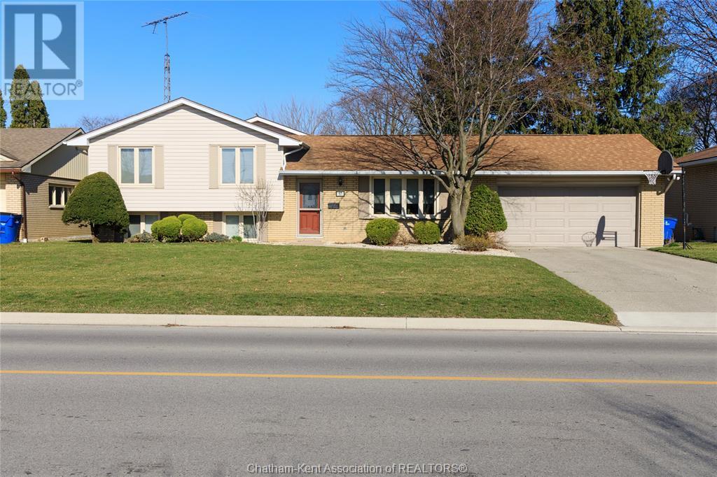 Property Photo: 17 Baldoon Road ON N7L 1C9