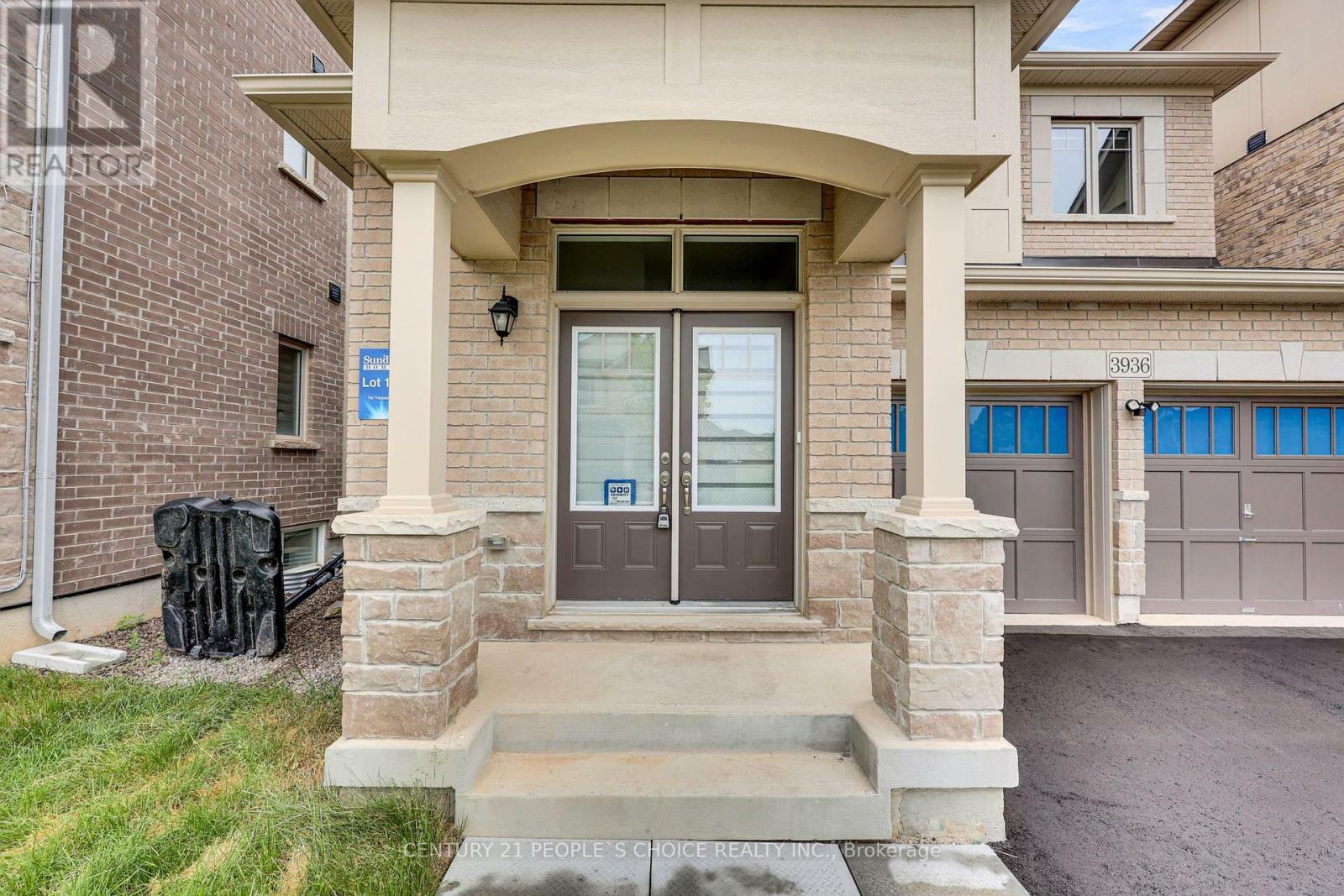 Property Photo: 3936 Leonardo Street ON L7M 0Z8