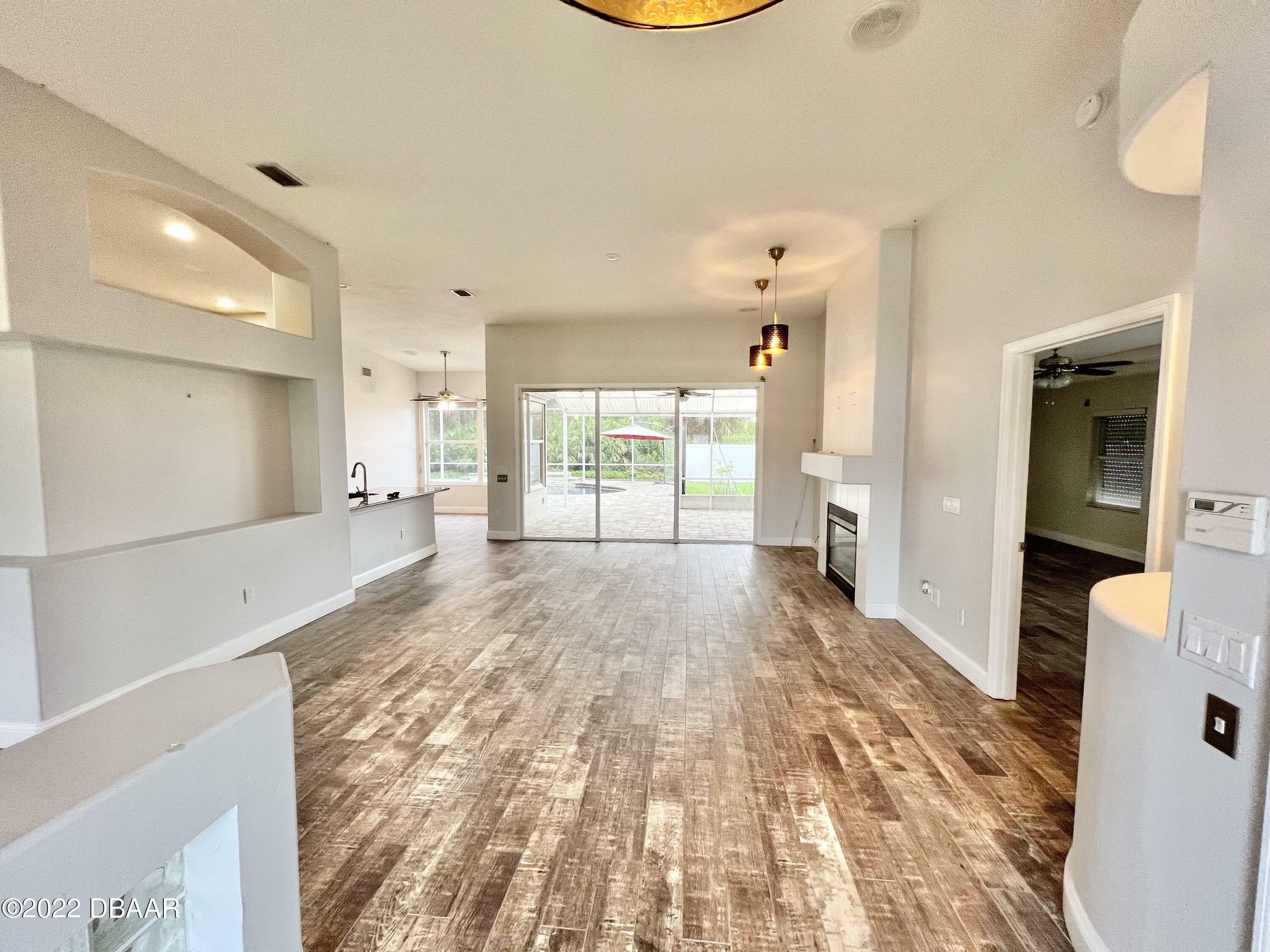 Property Photo: 75 Creek Bluff Way FL 32174