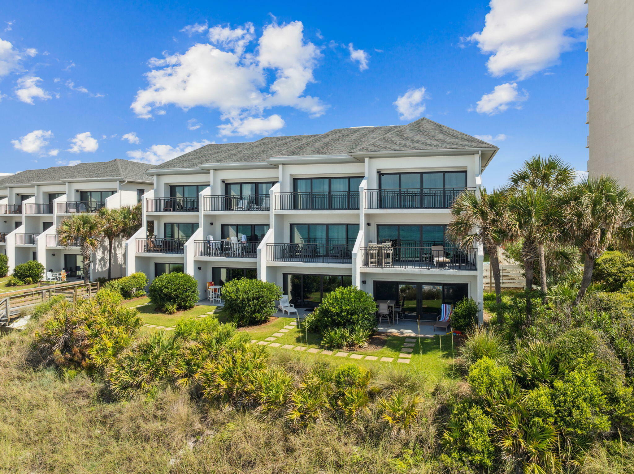 Property Photo:  3722 E County Hwy 30A 3  FL 32459 