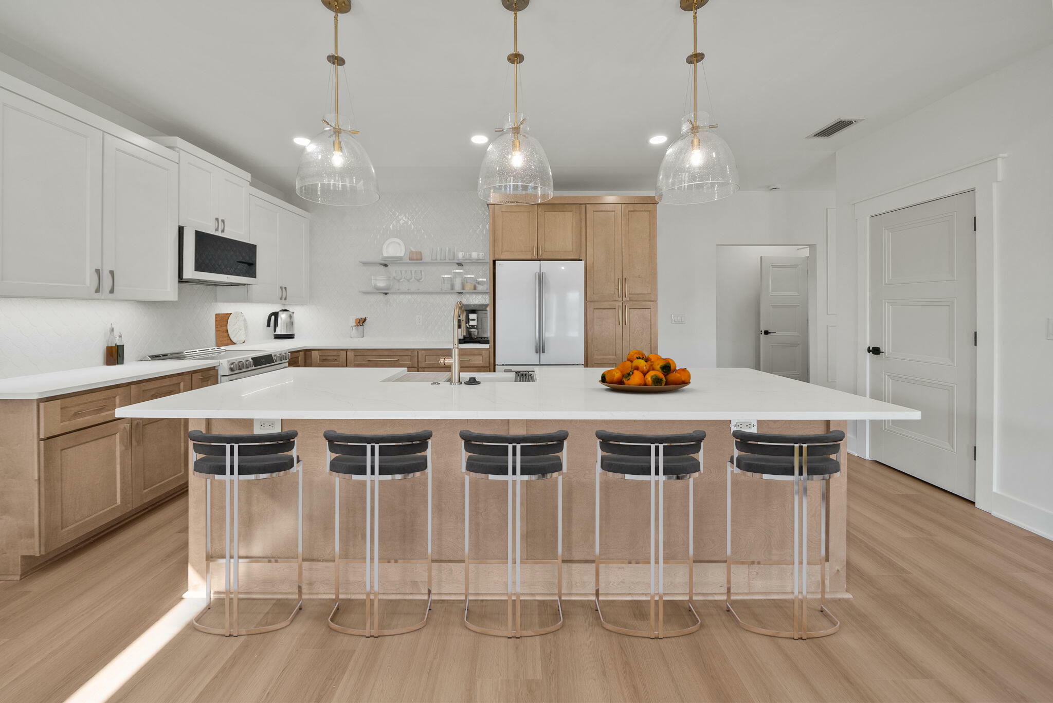 Property Photo: 7215 Sunset Avenue FL 32408