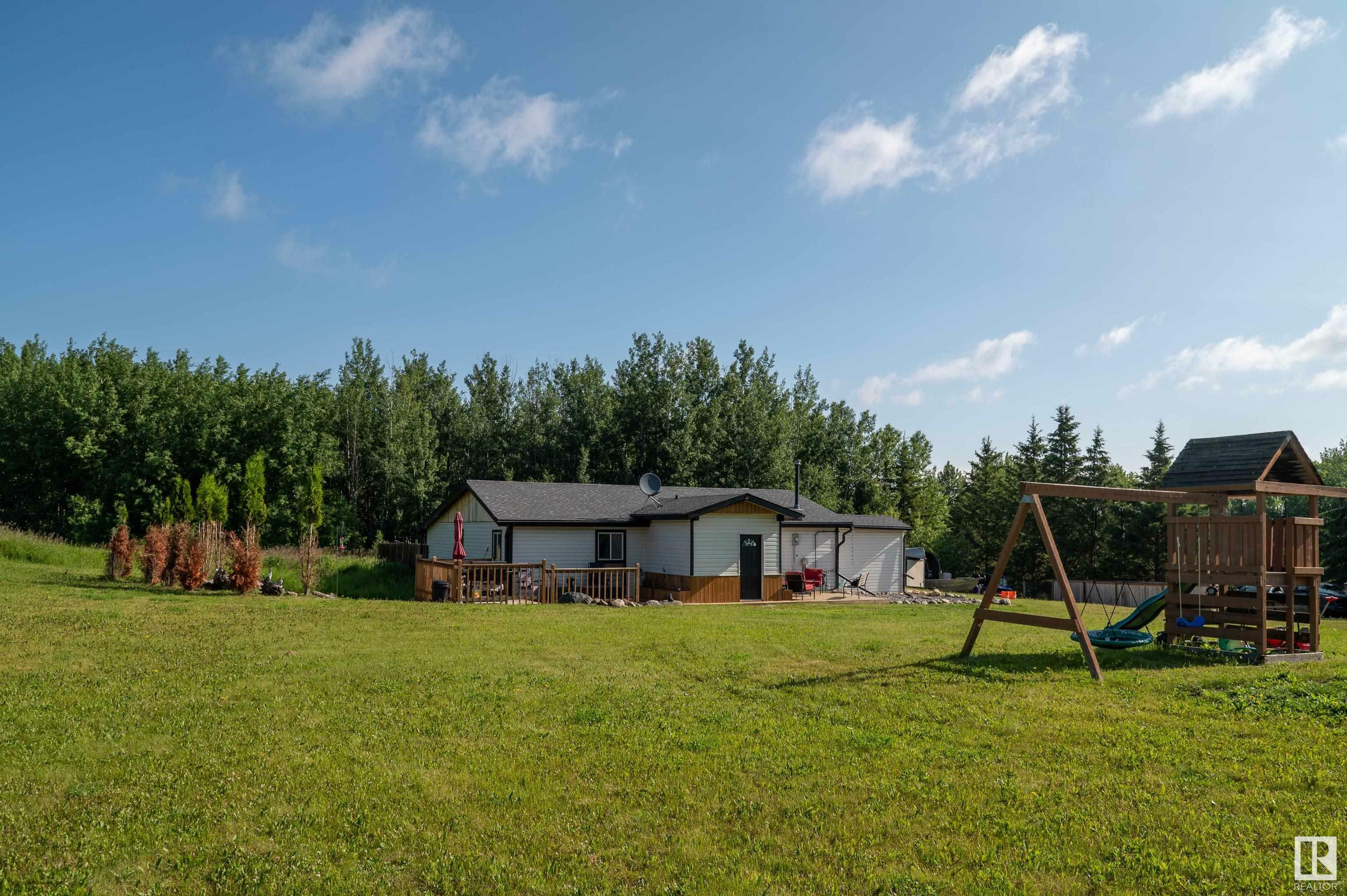 1414 37 Highway 233  Rural Lac Ste. Anne County AB T0E 1V0 photo