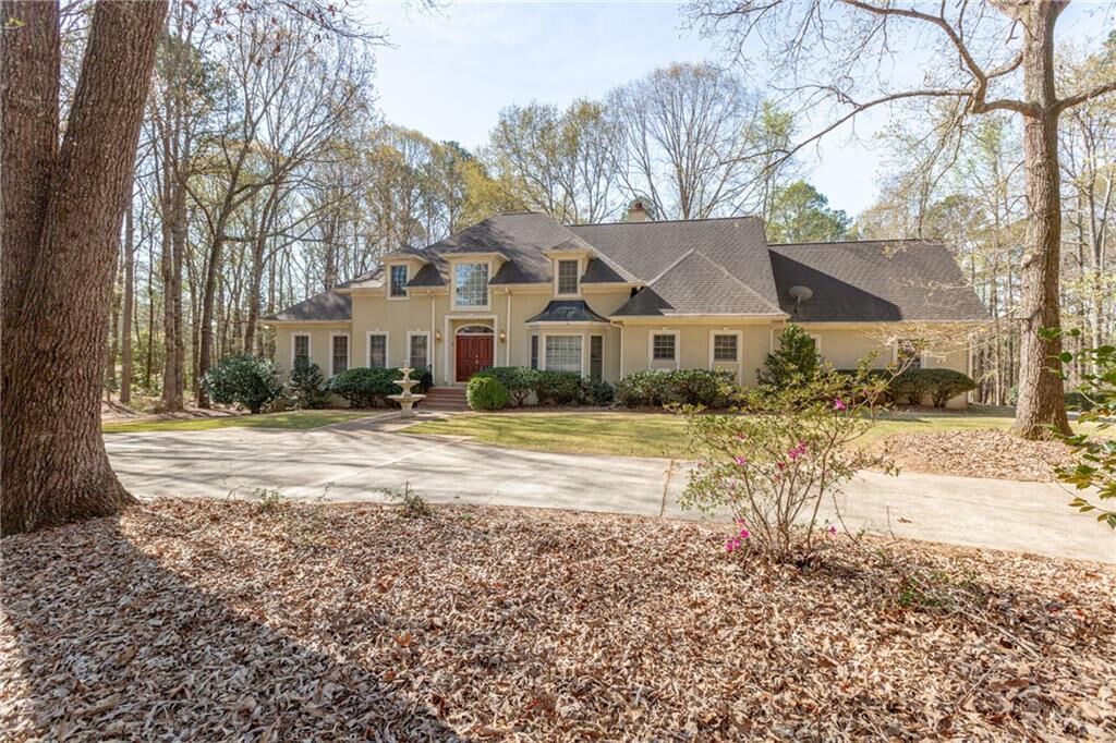 Property Photo:  115 Flagstop Run  GA 30215 