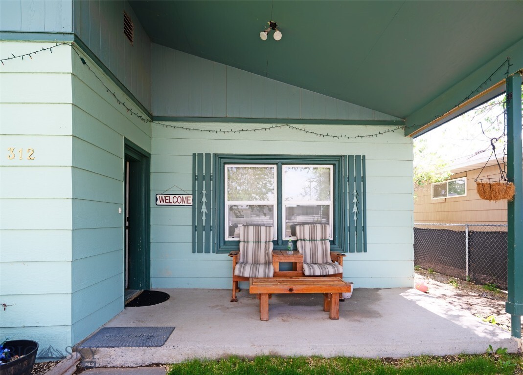Property Photo: 312 S California MT 59725