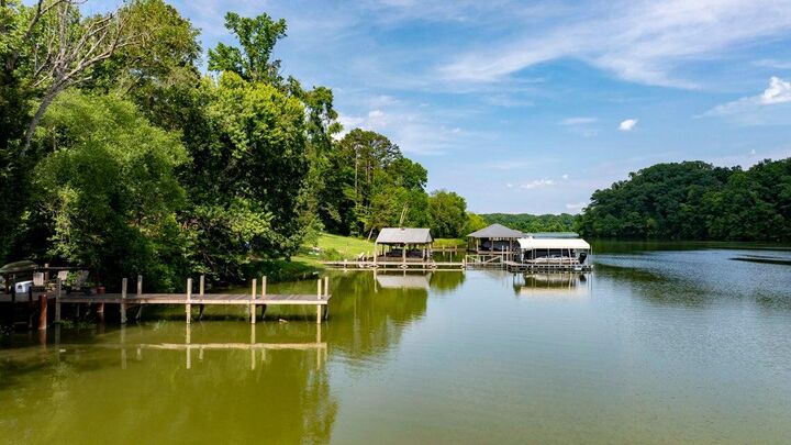 Property Photo:  550 Sertoma Drive  TN 37321 