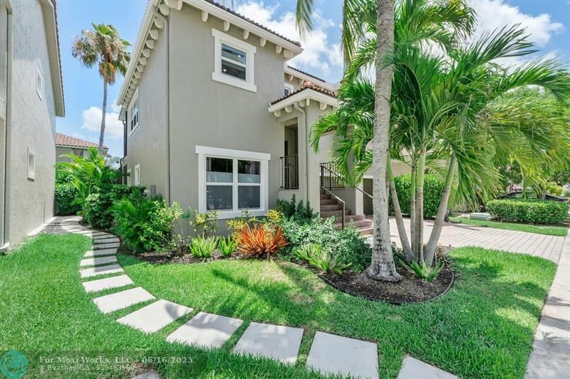 Property Photo: 12662 NW 9th Ct FL 33071