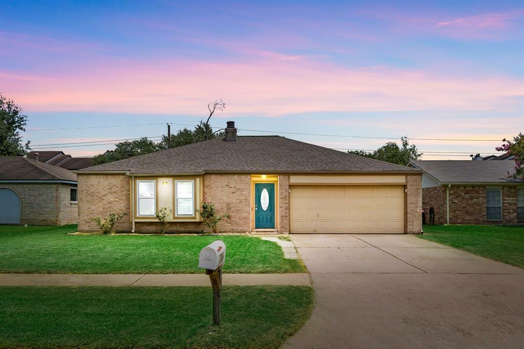 Property Photo: 735 Red Rock Canyon Drive TX 77450