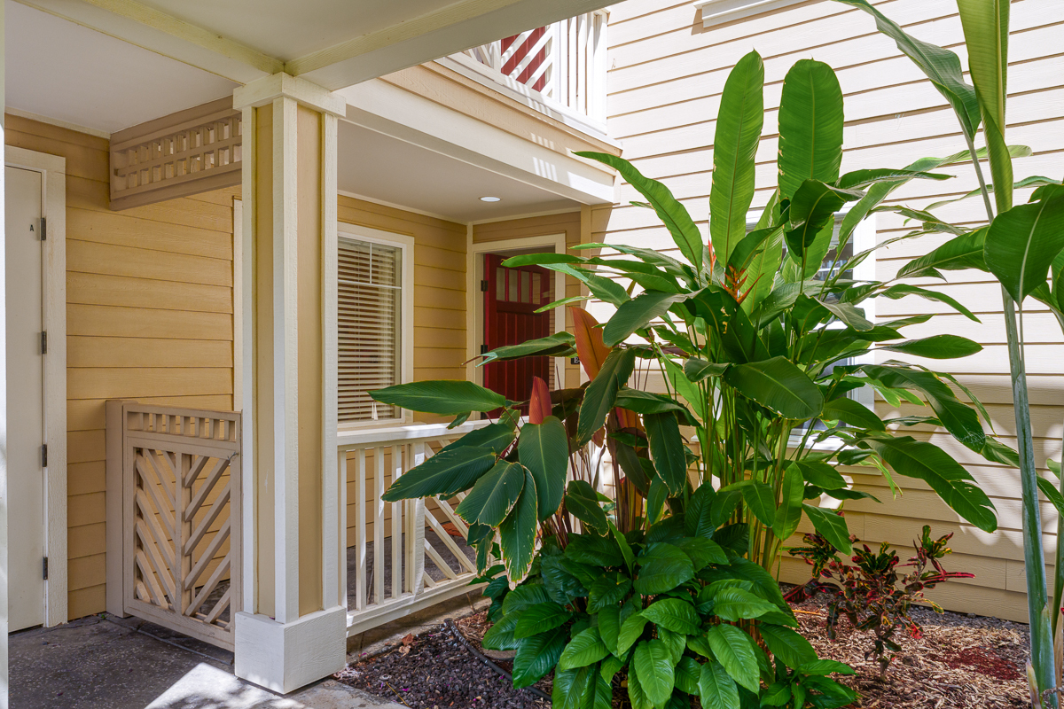Property Photo: 69-200 Pohakulana Pl E2 HI 96738