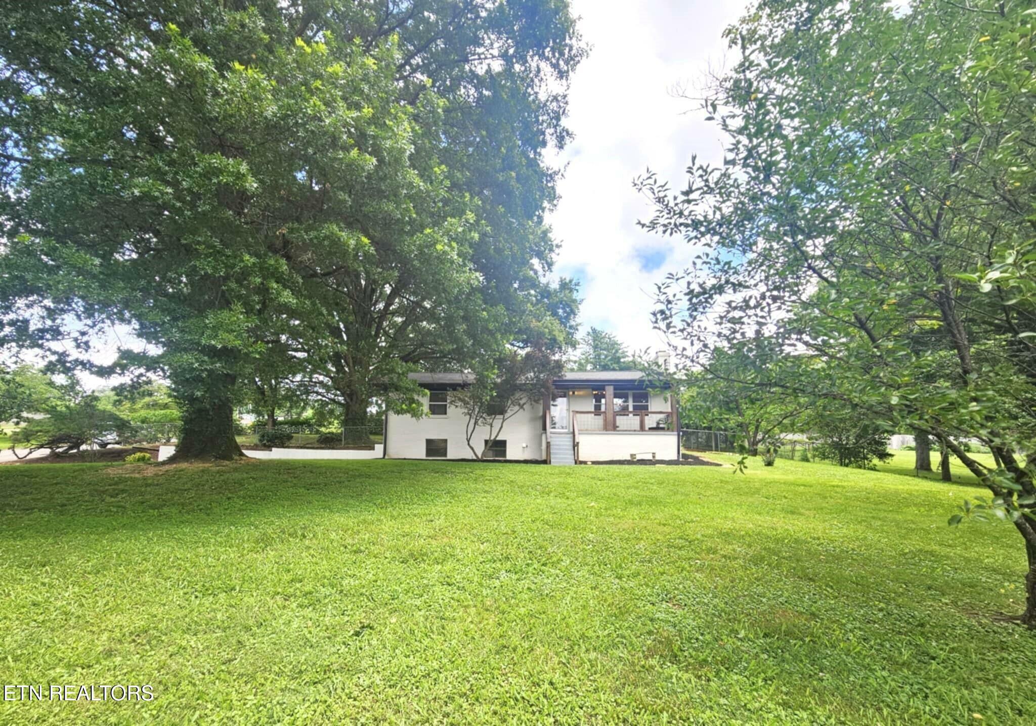 Property Photo: 5501 Parker Drive TN 37924