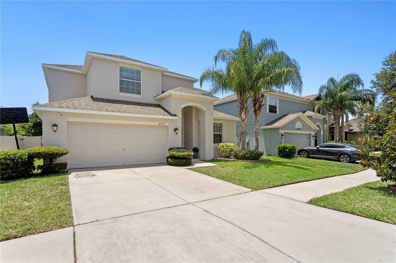 Property Photo: 10216 Summer Azure Drive FL 33578
