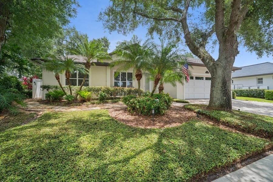 Property Photo: 489 Penny Lane FL 32751
