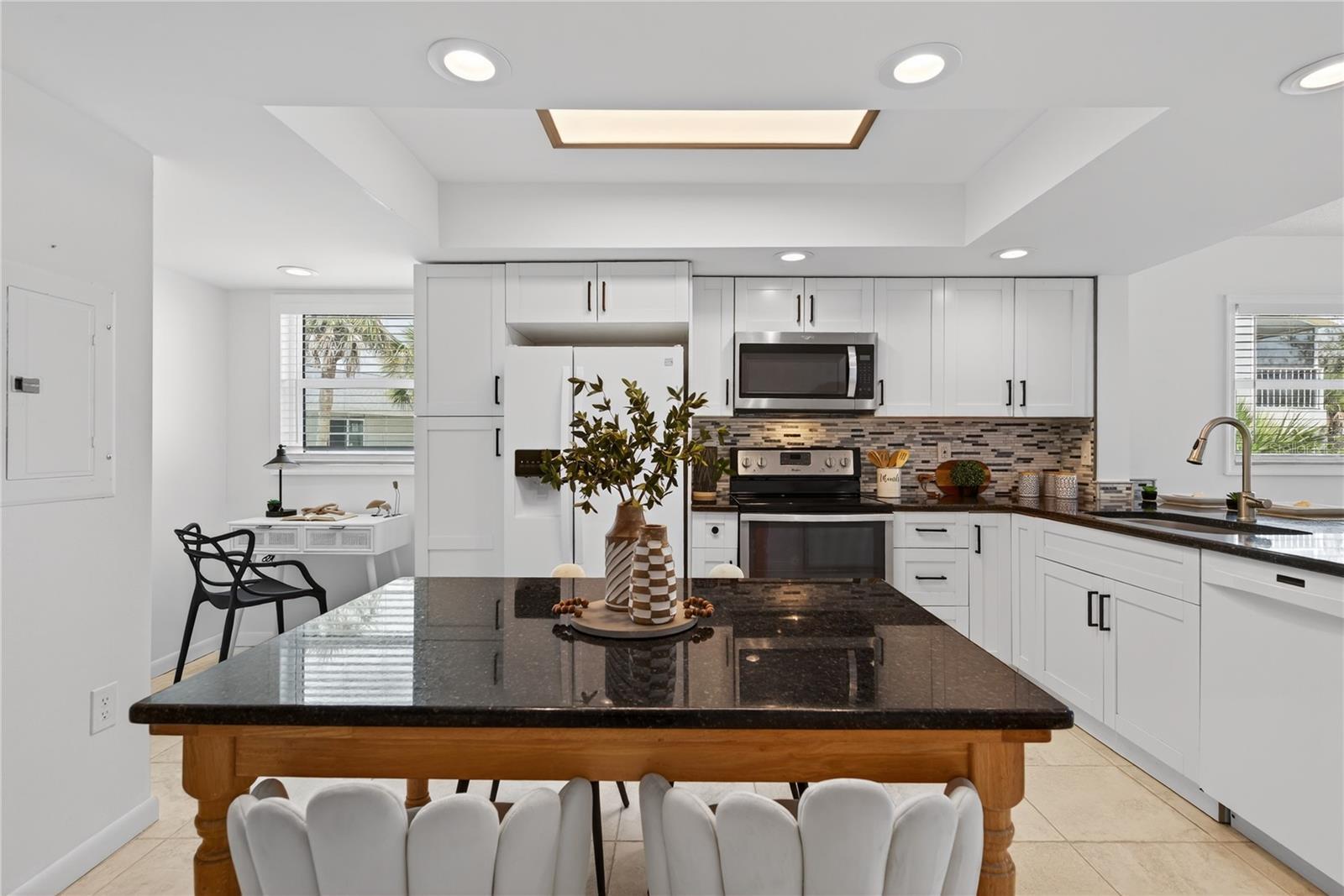 Property Photo: 5031 N Beach Road 118 FL 34223