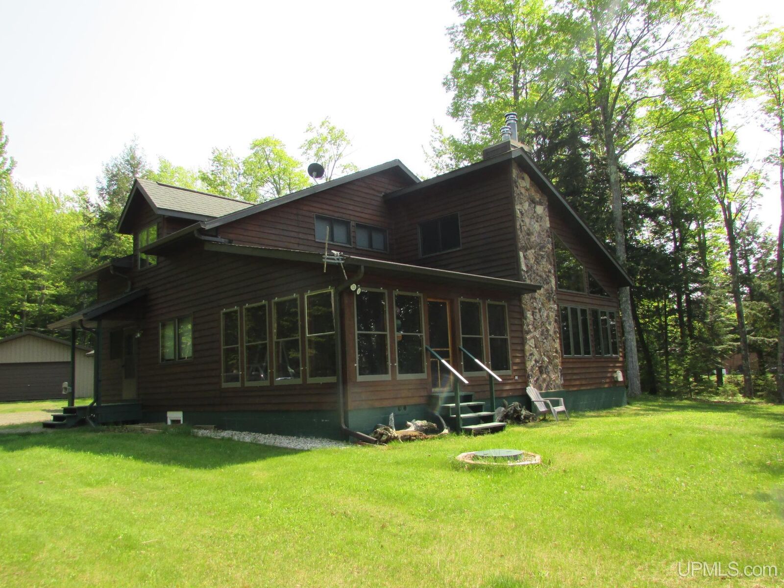 Property Photo:  20517 Park Road Road  MI 49962 