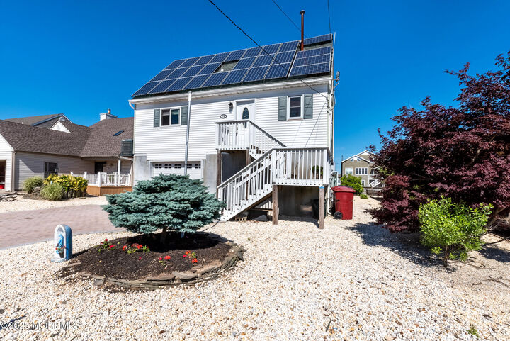 Property Photo:  73 Carlyle Drive  NJ 08721 