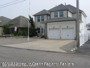 Property Photo: 1712 Rue Mirador NJ 08742