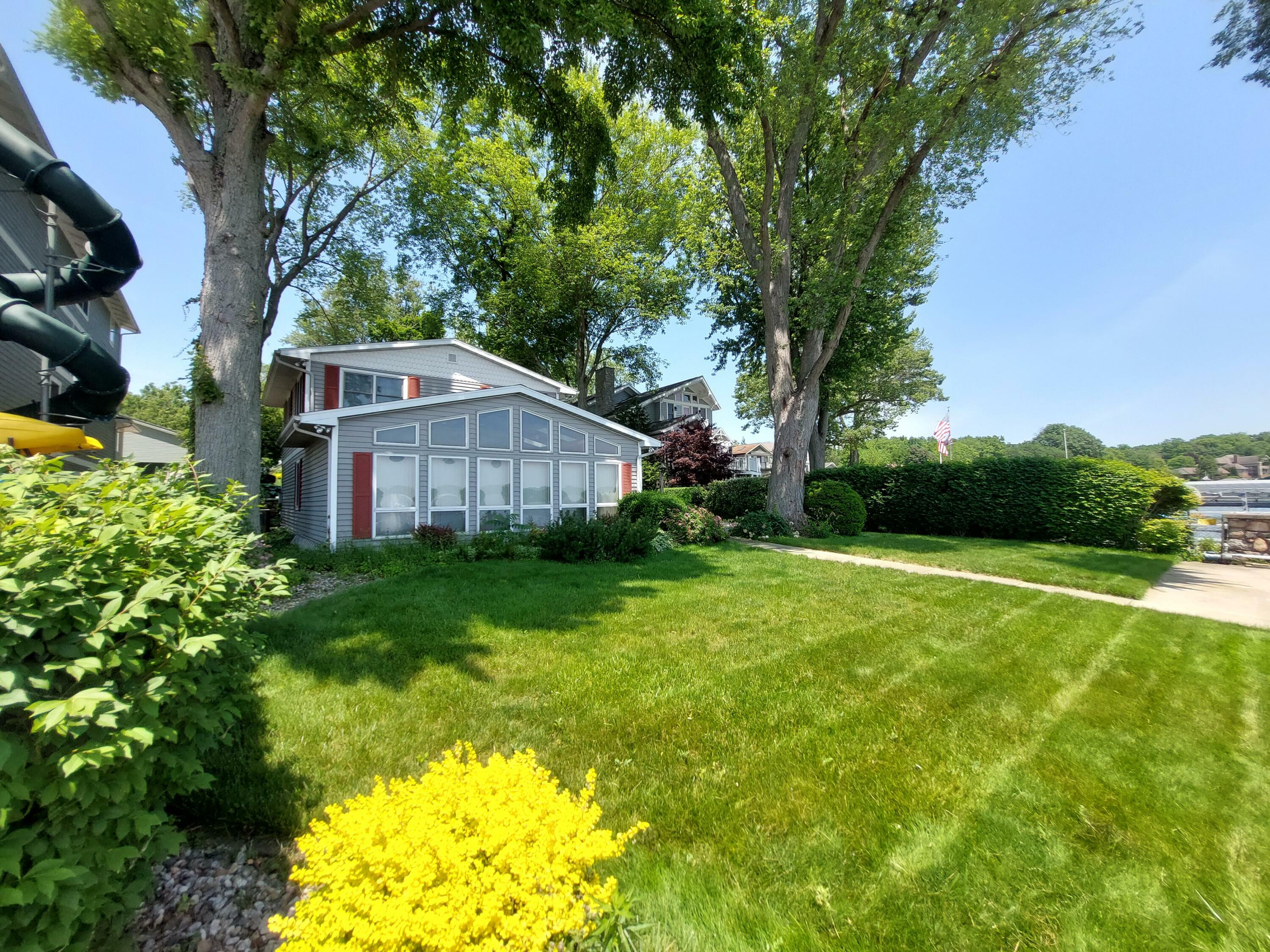 Property Photo: 23675 N Shore Drive MI 49112