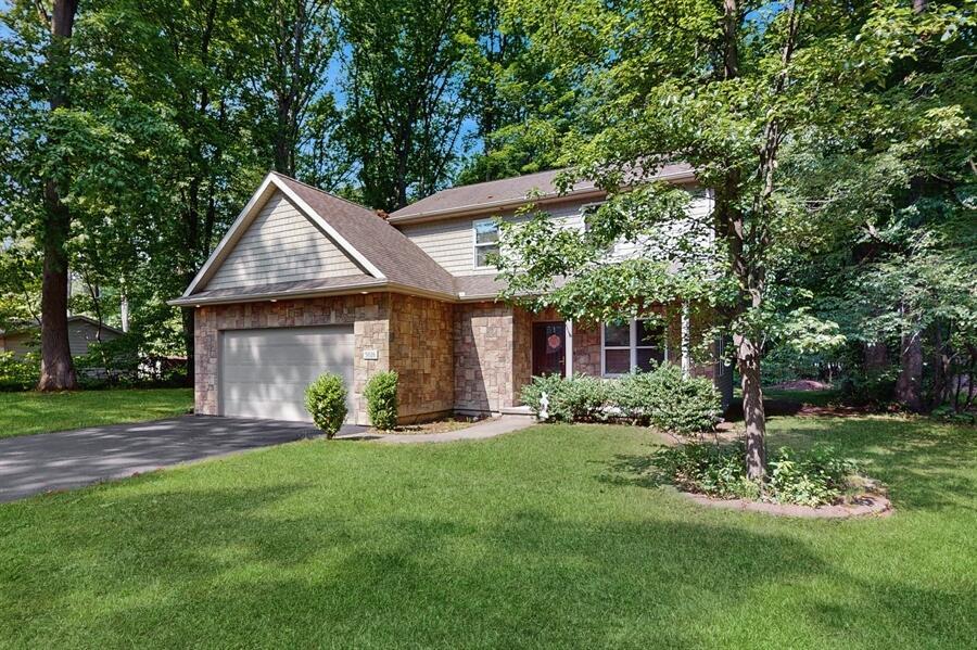 5026 Weatherford Drive  Coloma MI 49038 photo