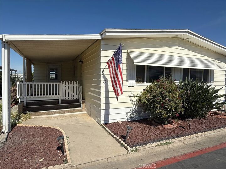 Property Photo: 975 California Street 75 CA 92320