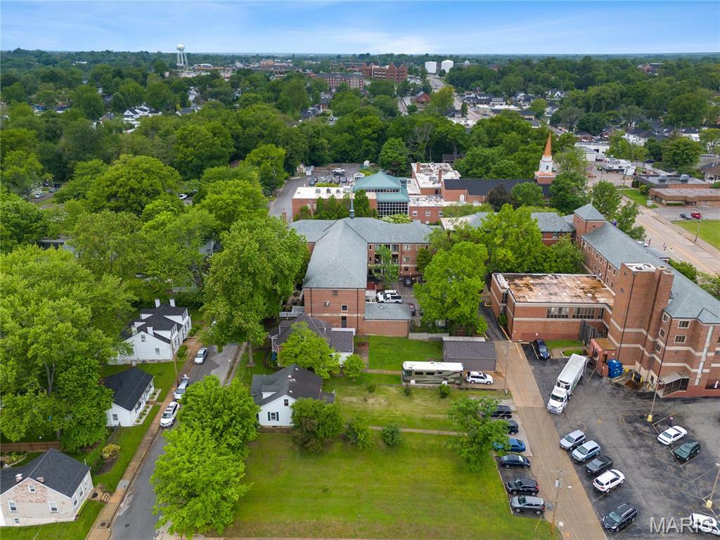 Property Photo: 702 Jackson Street MO 63301