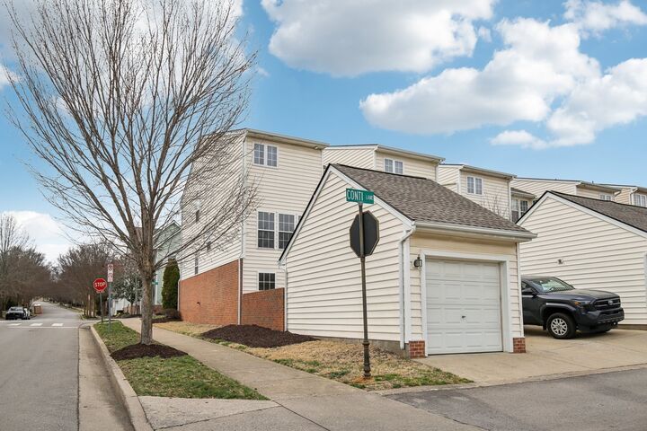 Property Photo:  7841 Heaton Way  TN 37211 