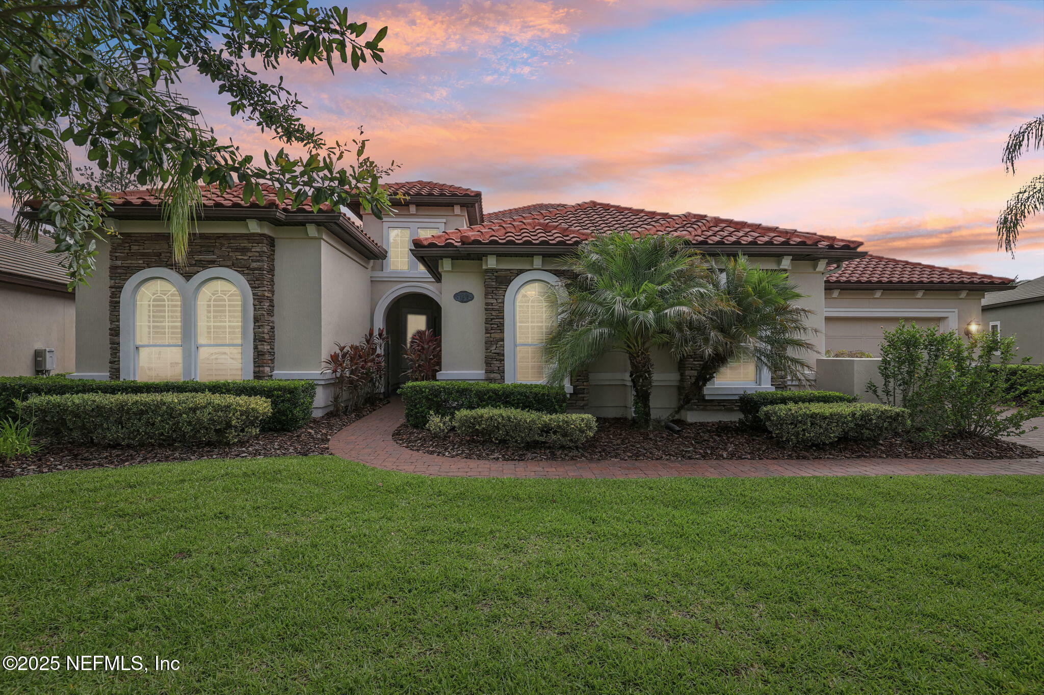 Property Photo: 129 Auburndale Drive FL 32081