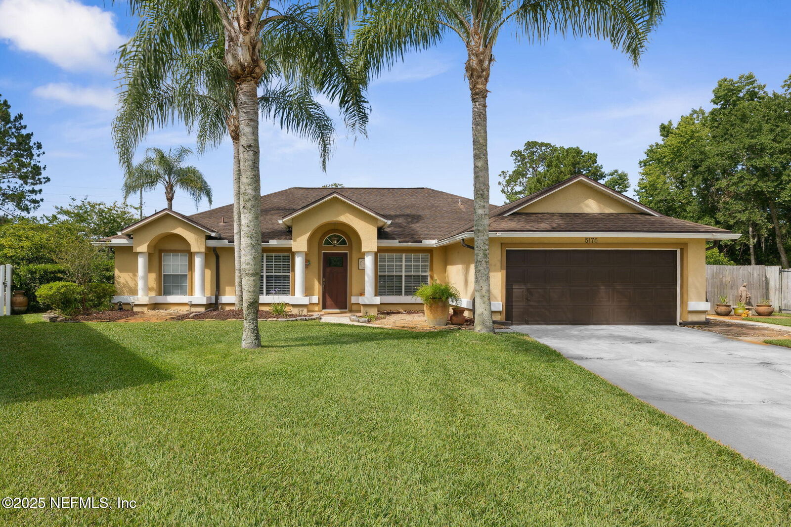 Property Photo: 5176 Derby Forest Lane FL 32258