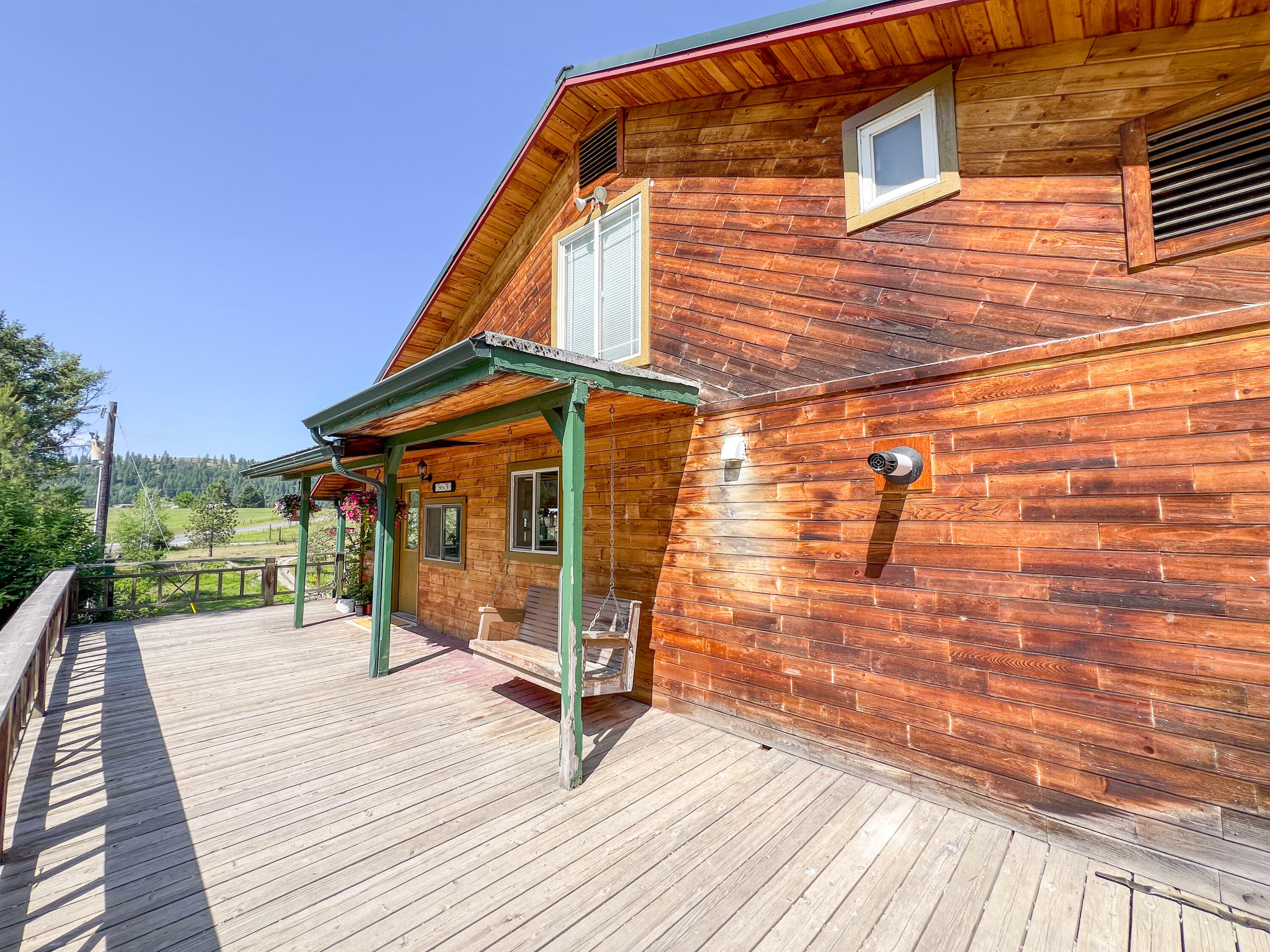 Property Photo: 563 Graham Rd WA 99114