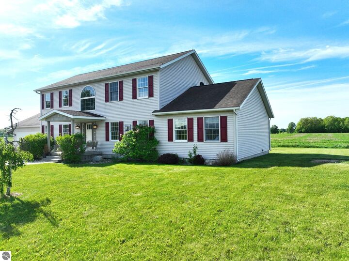 Property Photo: 4606 E Jordan Road MI 48858