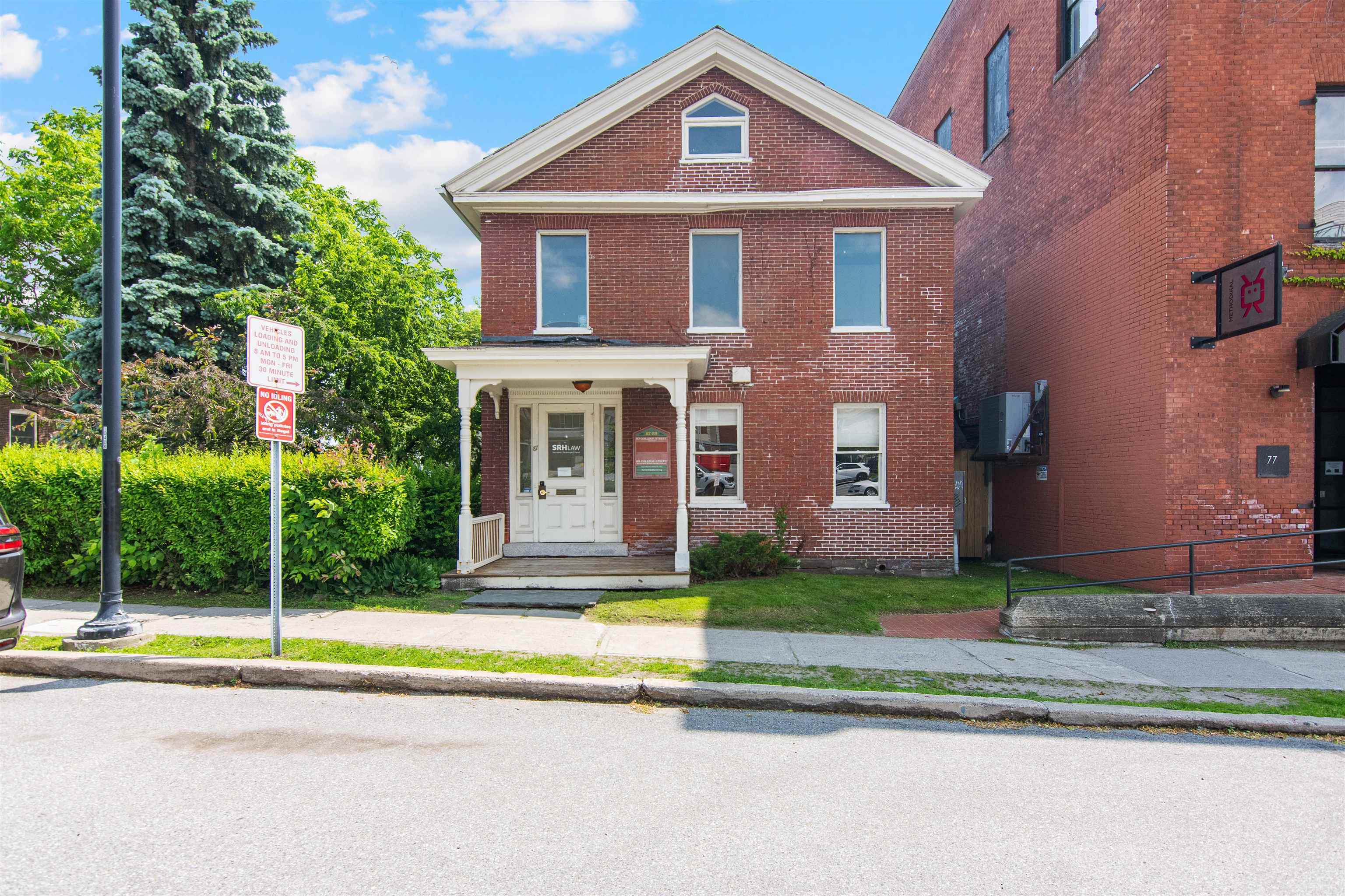 89 College Street  Burlington VT 05401 photo