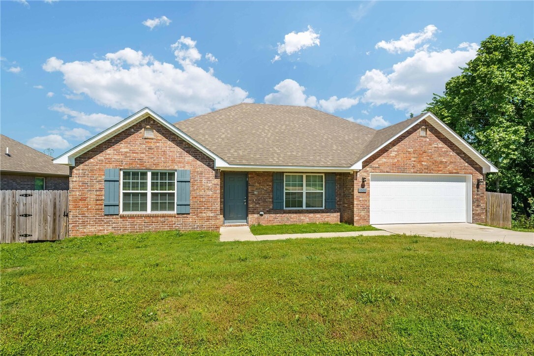 Property Photo: 1001 Rachel Avenue AR 72734