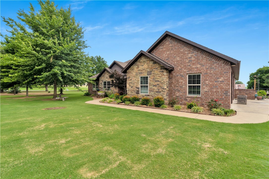 460 Viney Grove Road  Prairie Grove AR 72753 photo