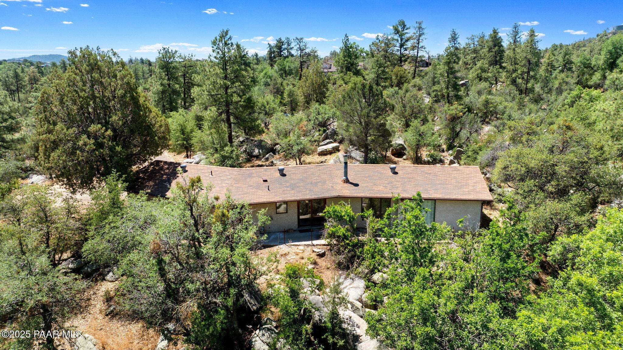 Property Photo: 1102 W Gurley Street AZ 86305