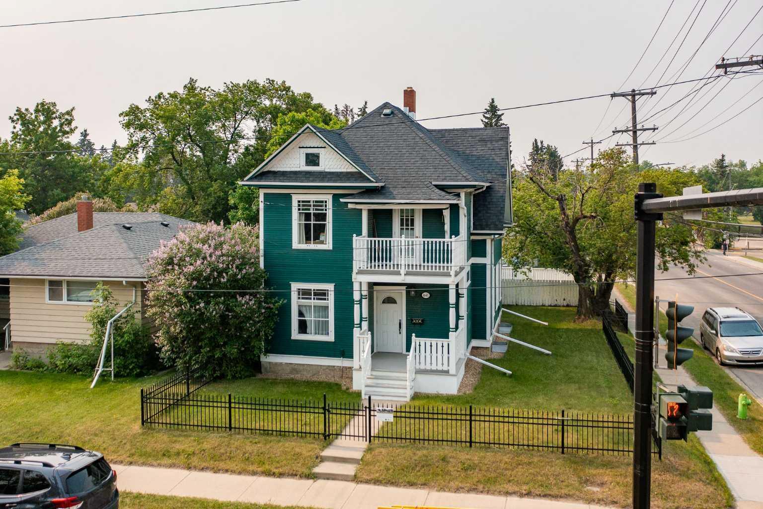 4641 49 Street  Red Deer AB T4N 1T4 photo