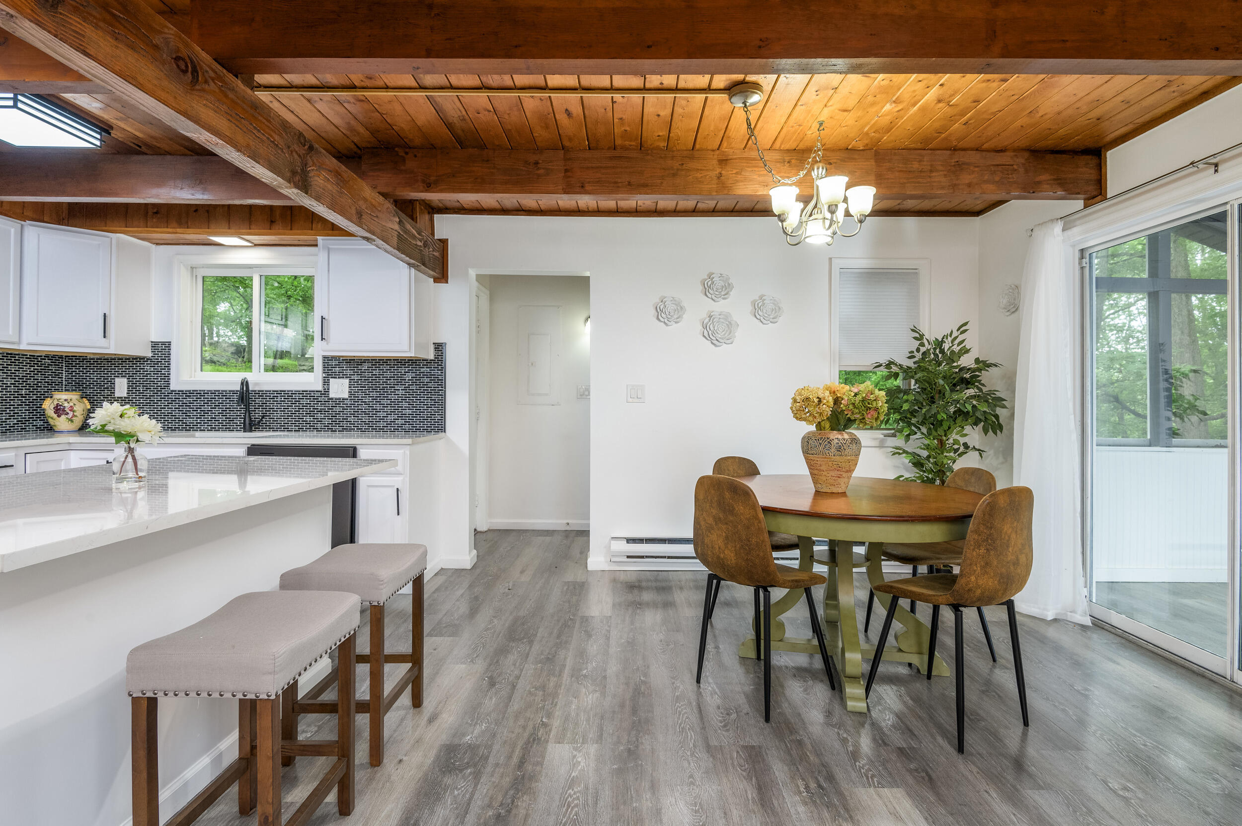 Property Photo: 2162 Glasgow Drive PA 18324