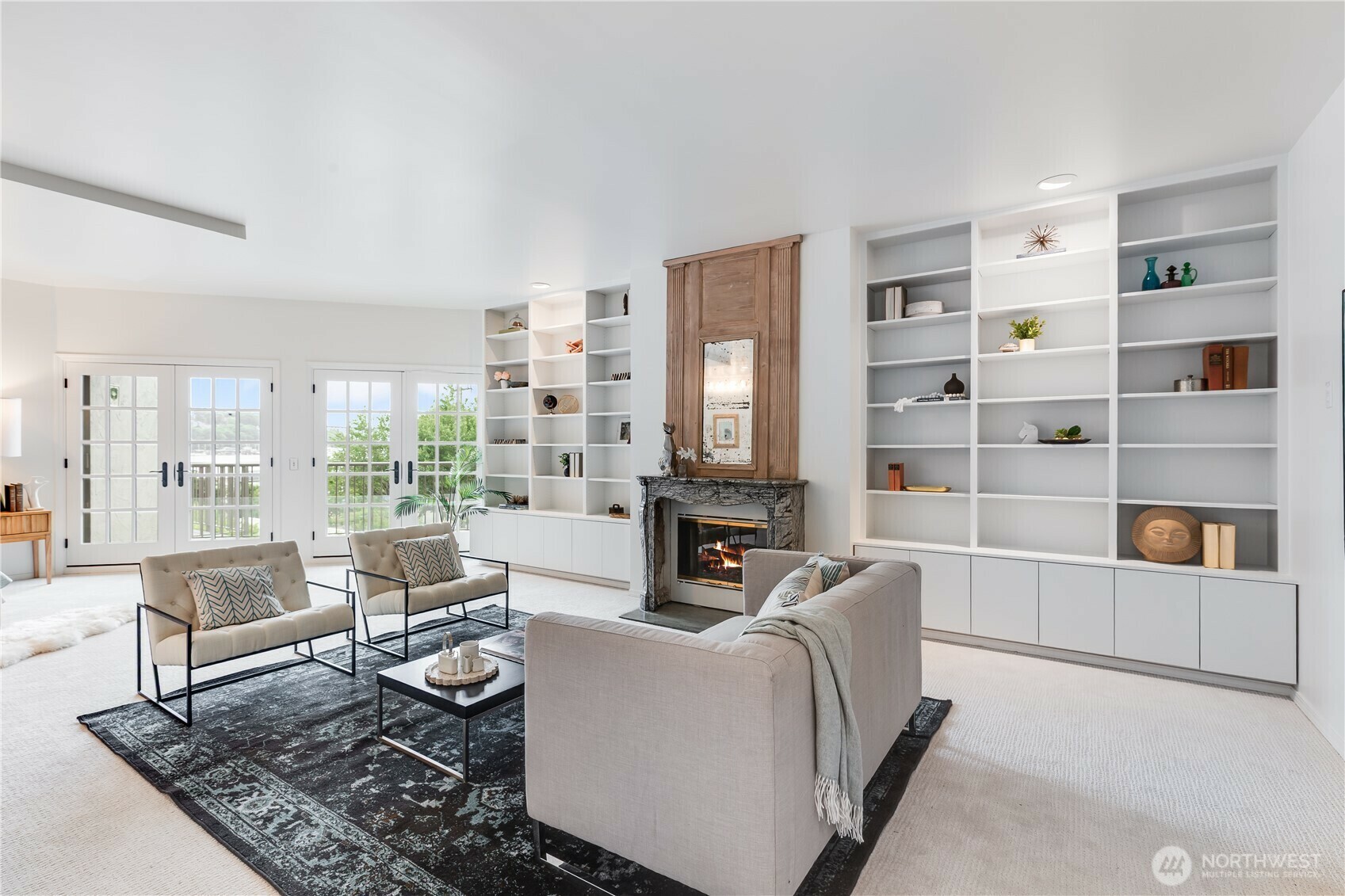 Property Photo: 2053 Minor Avenue E 12 WA 98102